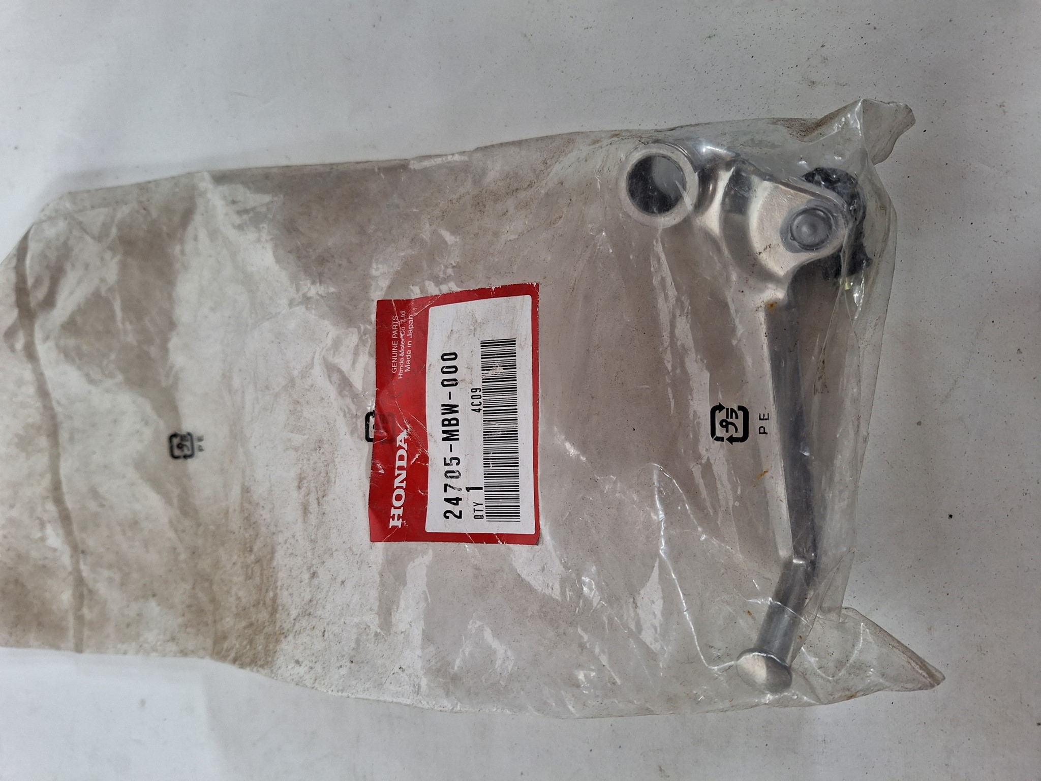 Picture of SCHALTPEDAL  24705-MBW-000  CBR600FX